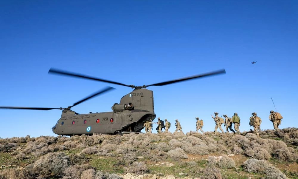 Συνεκπαίδευση Ελλάδας-ΗΠΑ: Ασκήσεις των αερομεταφερόμενων ταξιαρχιών